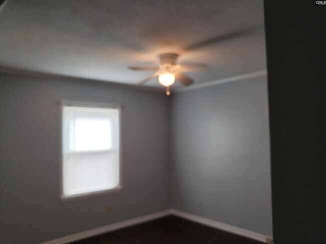 Building Photo - 79 Woodpond Ct