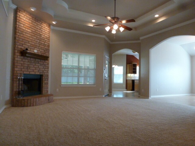 Building Photo - 417 Ponderosa Dr