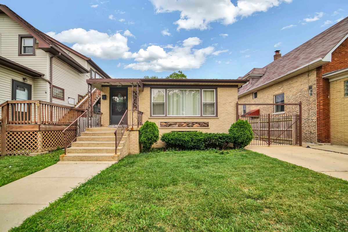 Foto del edificio - 2725 N Oak Park Ave