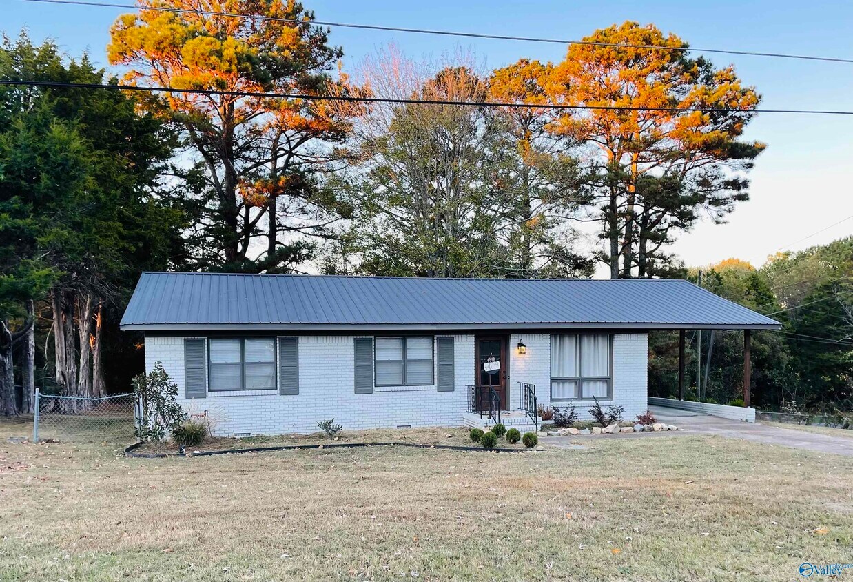 Foto principal - 4812 Lloyd St