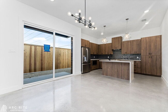 Building Photo - Pre-Leasing Fall of 2026!! Luxury Homes!!