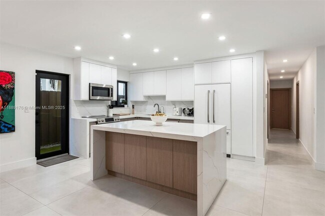 Foto del edificio - 420 SW 19th Rd