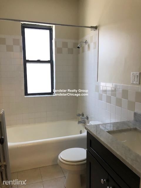 Foto del edificio - 1360 E 52nd St