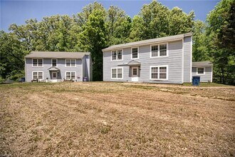 Building Photo - 6661 Cedar Lake Dr