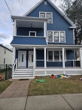 Building Photo - 41 Webb St