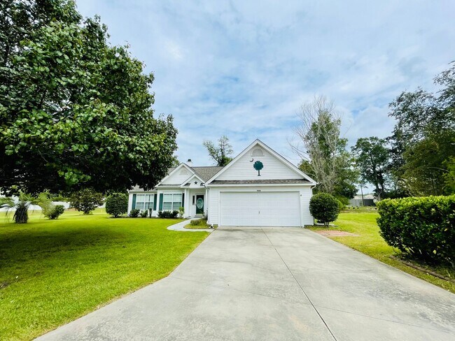 Foto del edificio - Fenced in Yard AND shed! ADORABLE 3 Bedroom Home with Garage - GREAT Conway location!