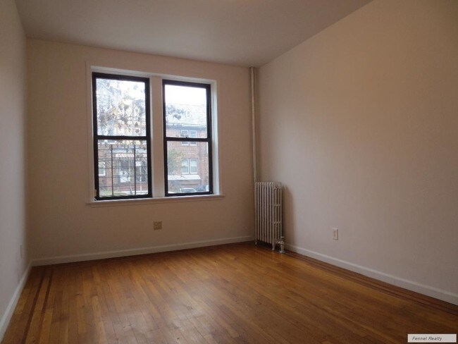 Foto del edificio - 1825 Summerfield St