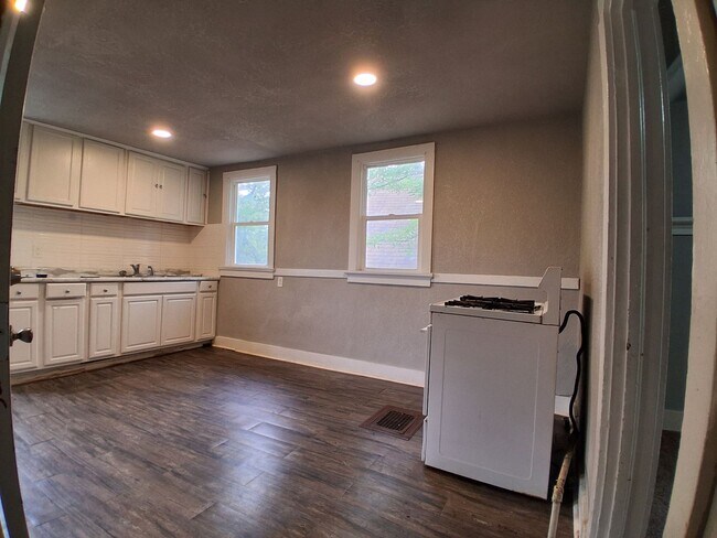 Foto del edificio - 1626 N 28th St