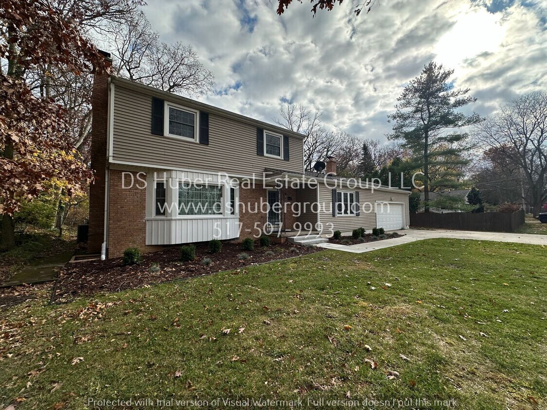 Primary Photo - 4496 Oakwood Dr