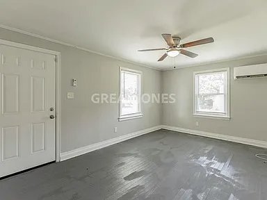 Building Photo - 921 Cantwell St