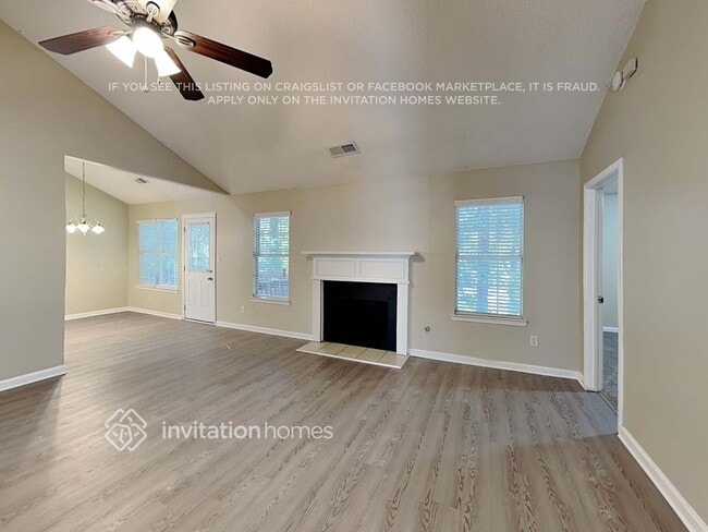 Building Photo - 125 Buffington Dr