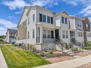 Building Photo - 1290 N 3960 W