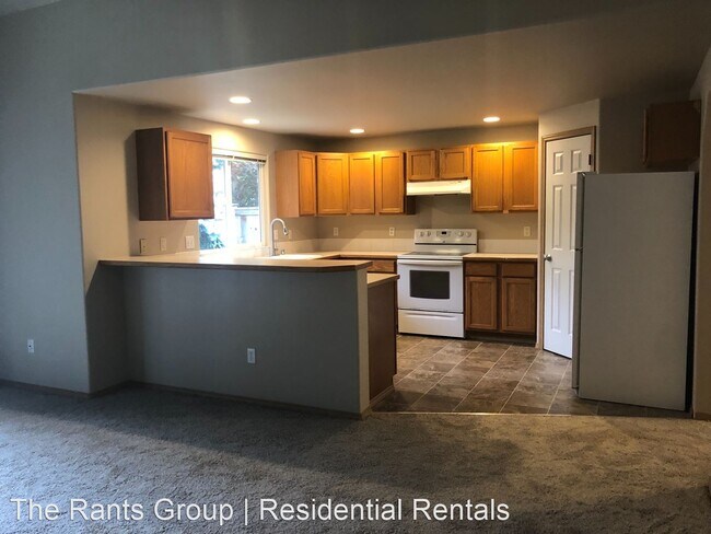 Foto del edificio - 4 br, 2 bath House - 3724 30th Ave SE