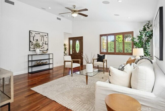 Foto del edificio - 669 Quincy Ave