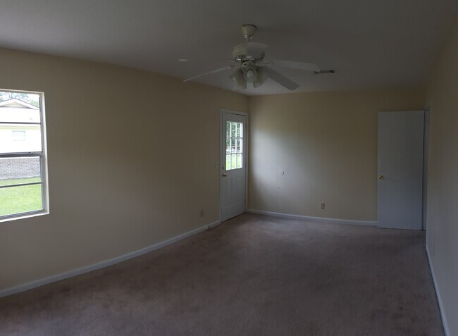 Foto del edificio - Home for Rent