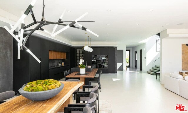 Foto del edificio - 537 N Alta Vista Blvd