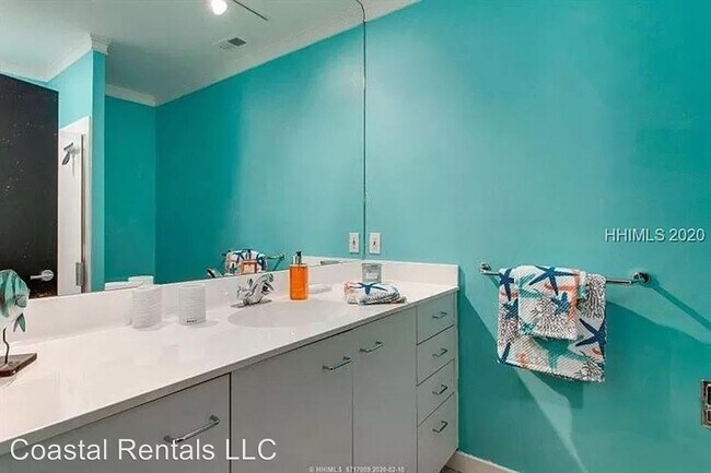 Building Photo - 3 br, 3 bath House - 3 Grove Court