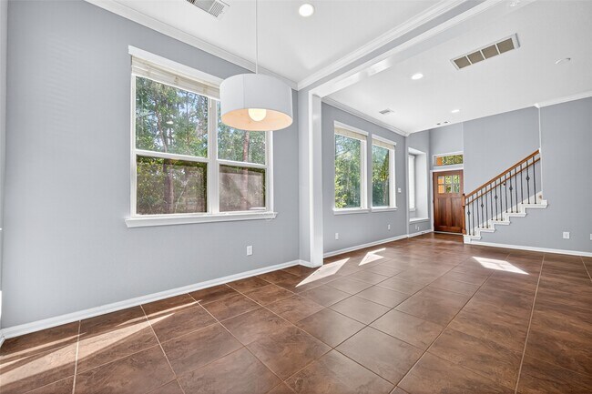 Foto del edificio - 137 Cheswood Manor Drive