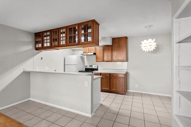 Building Photo - 910 Duncan Ln