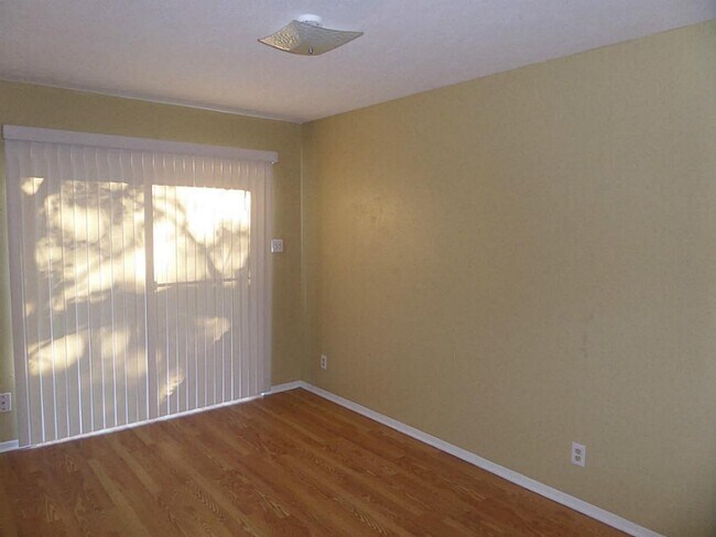 Building Photo - 7311 Housman