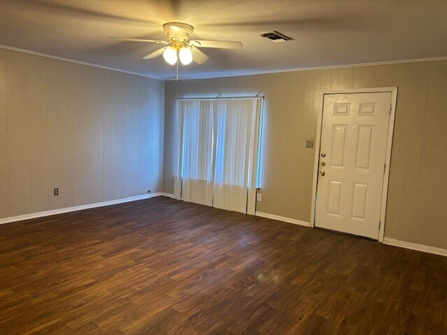 Foto del edificio - 1408 Illinois Ave