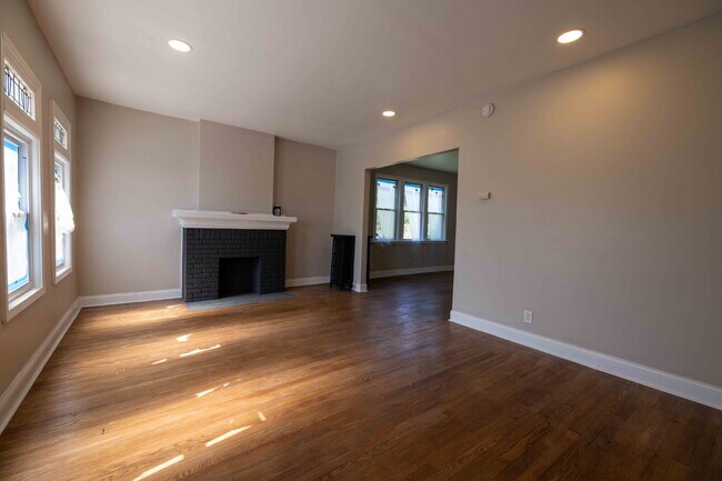 Building Photo - Stylish, Updated & Ready to Call Home