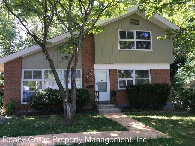 Foto del edificio - 324 W Edmonston Dr