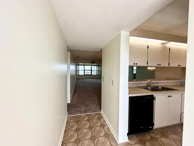 Foto del edificio - 3507 Village Blvd