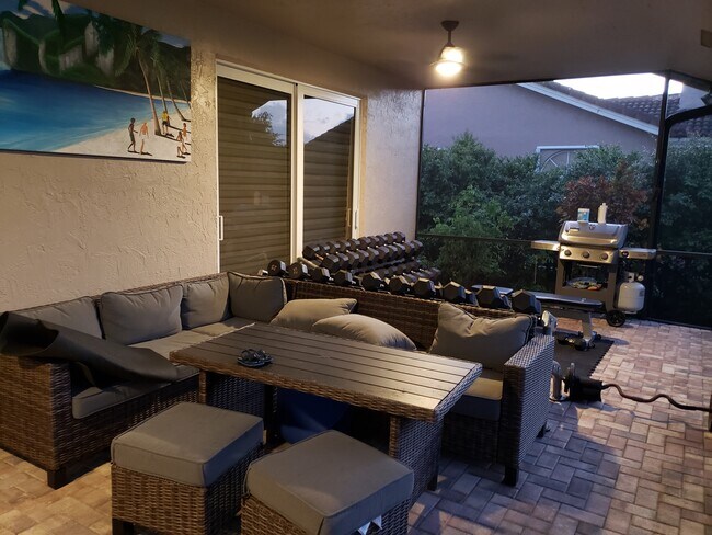 Foto del edificio - 11861 NW 24th St
