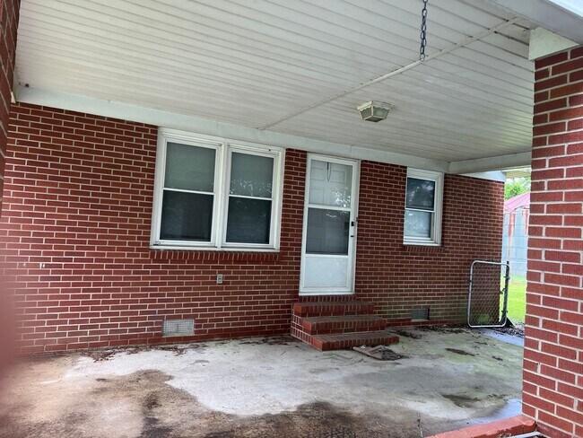 Foto del edificio - 1094 Jonestown Rd
