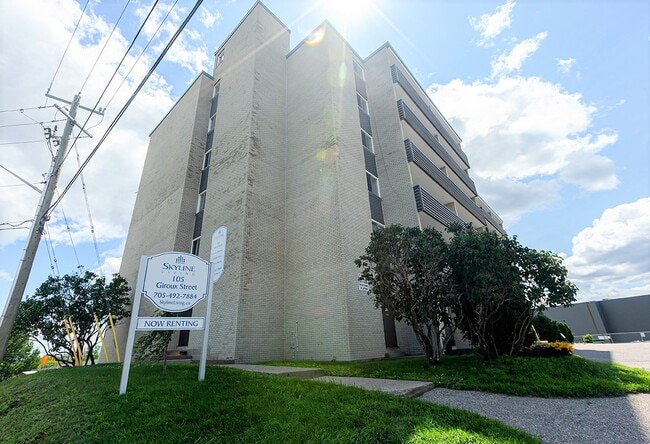 Building Photo - Bay Court Apartments