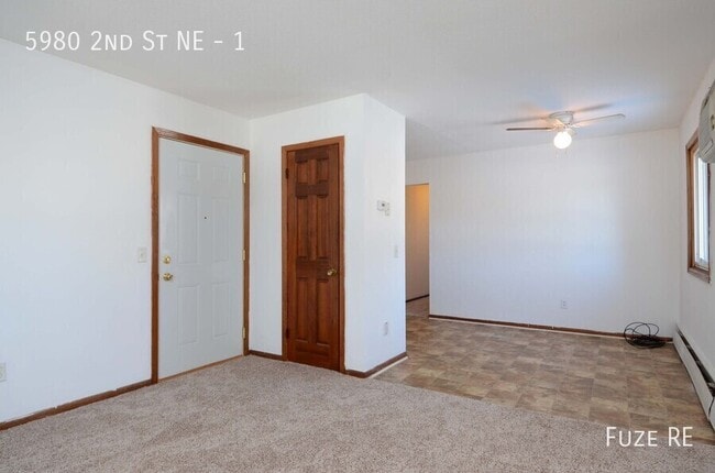Foto del edificio - 5980 2nd St NE