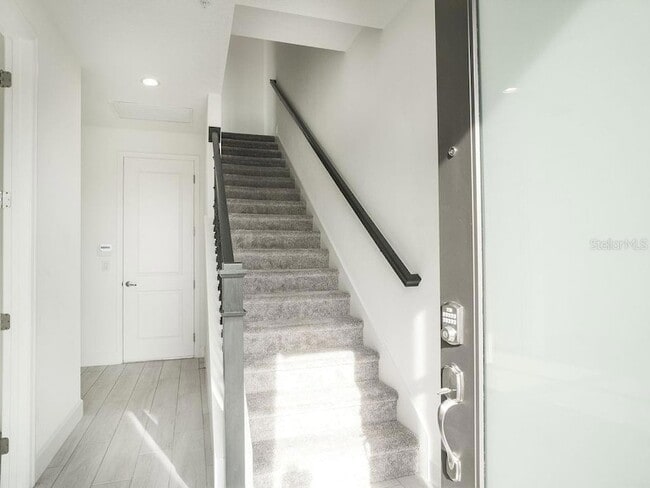 Foto del edificio - 2050 Packing District Wy