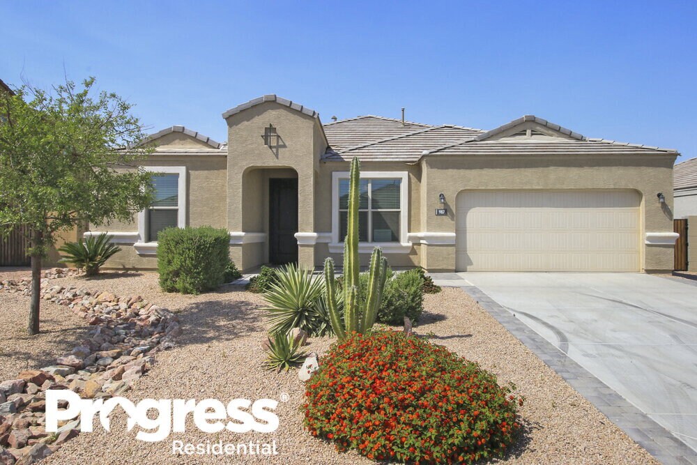 Foto principal - 987 W Angus Rd