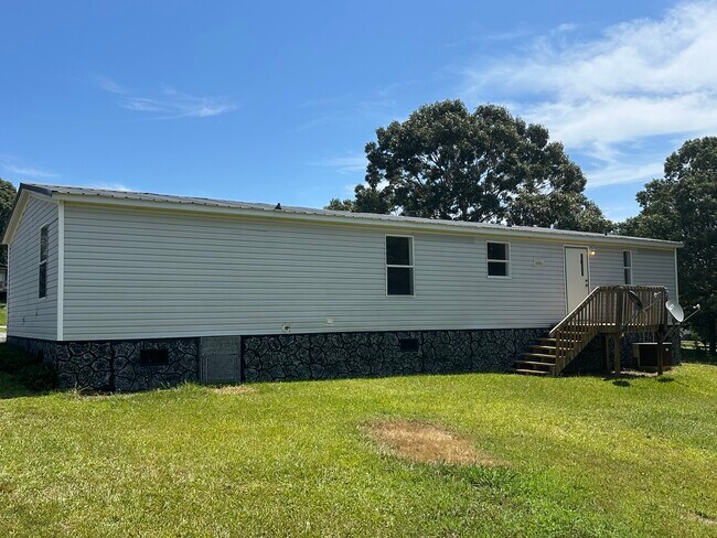 Building Photo - 106 Crappie Dr