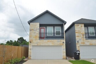 Building Photo - 9822 Tuffly St