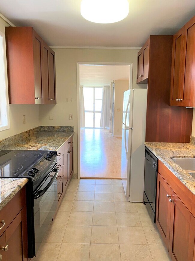 Foto del edificio - Rarely Available Haleloa II - 3/2/2