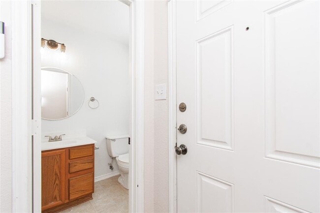 Building Photo - 283 Cordero Dr