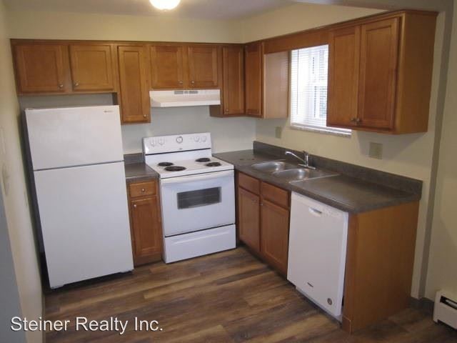Building Photo - 2528 Columbia Ave