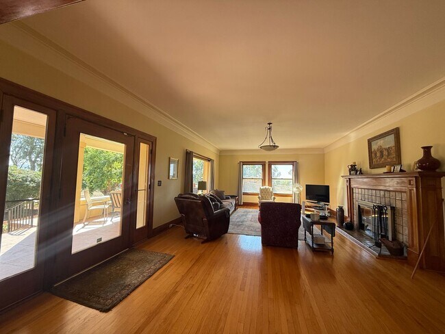 Foto del edificio - Spacious Somis Country Estate – 4+3 4,000 ...