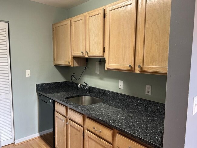 Building Photo - NOW AVAILABLE FOR RENTAL!!! A condominium-...