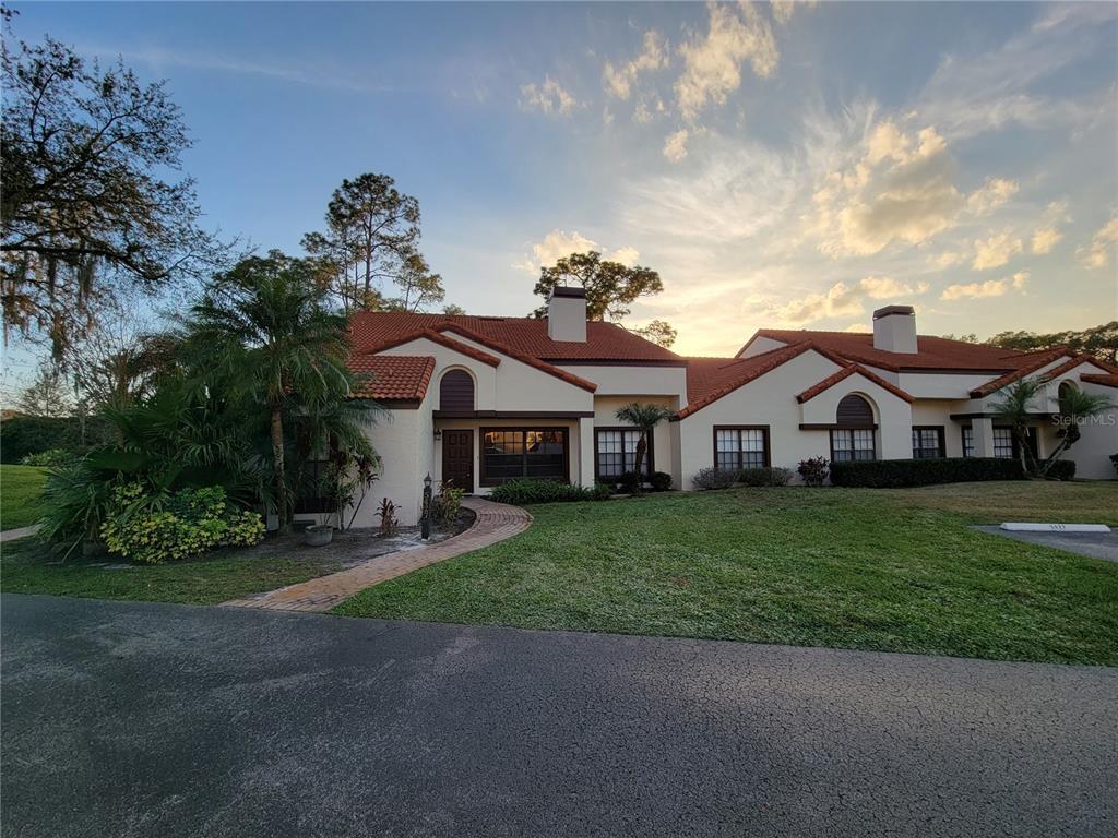 5427 Villa Deste Ct, Zephyrhills, FL 33543 House Rental in