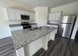 Building Photo - 1064 Water Oak Ln