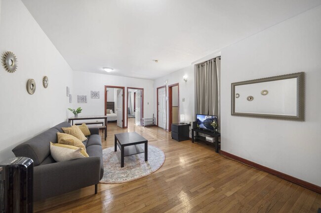 Foto del edificio - 871 Harrison Ave