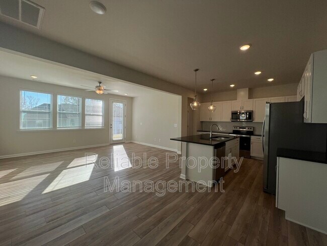 Building Photo - 159 Lennei Ln