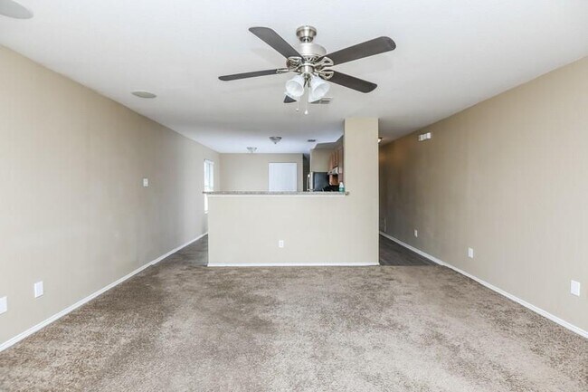 Building Photo - 4913 Water Ridge Ln