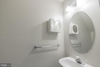 Building Photo - 11715 Gunners Dr