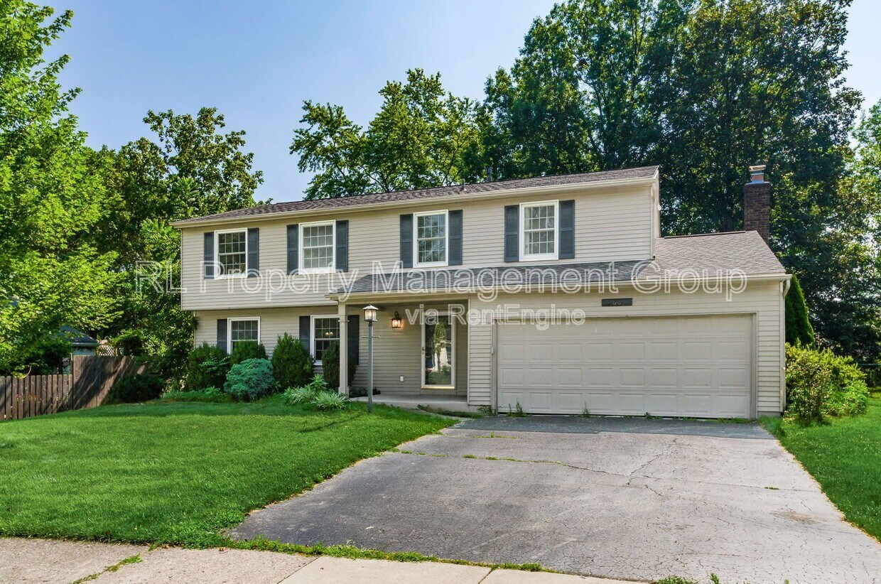 Foto principal - 66 Haddam Pl E