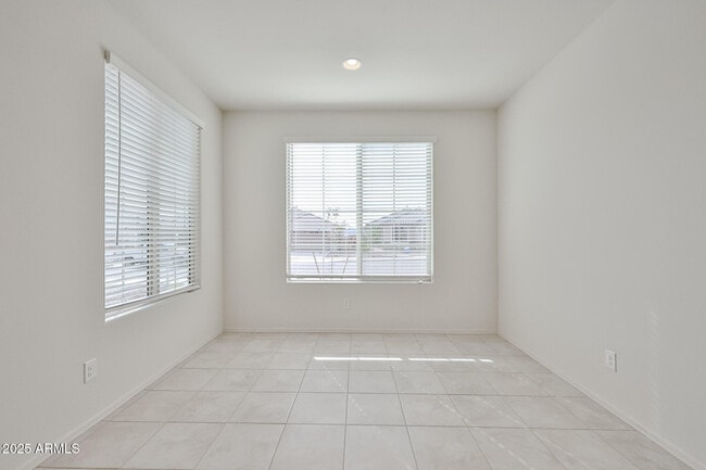 Building Photo - 7068 W Oberlin Wy