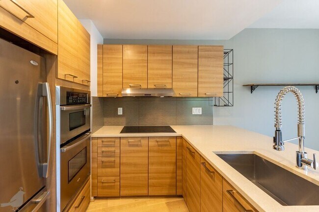 Foto del edificio - 1020 Monroe St NW